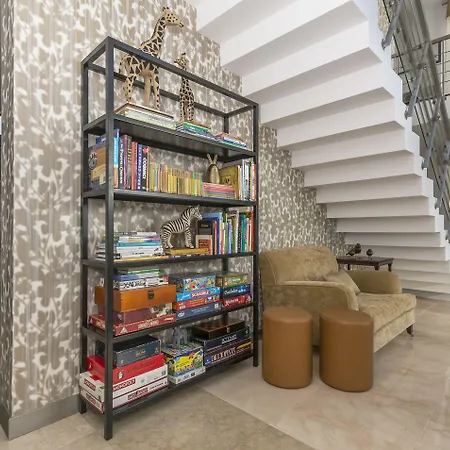 Casa Laranja Boutique House Pensionat Cascais