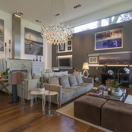 Casa Laranja 게스트하우스 4*