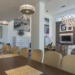 Casa Laranja Boutique House Cascais