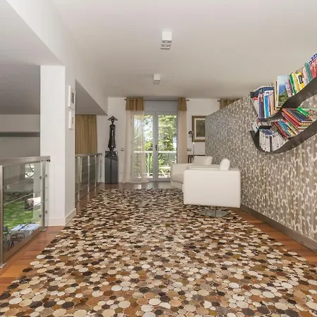 Casa Laranja